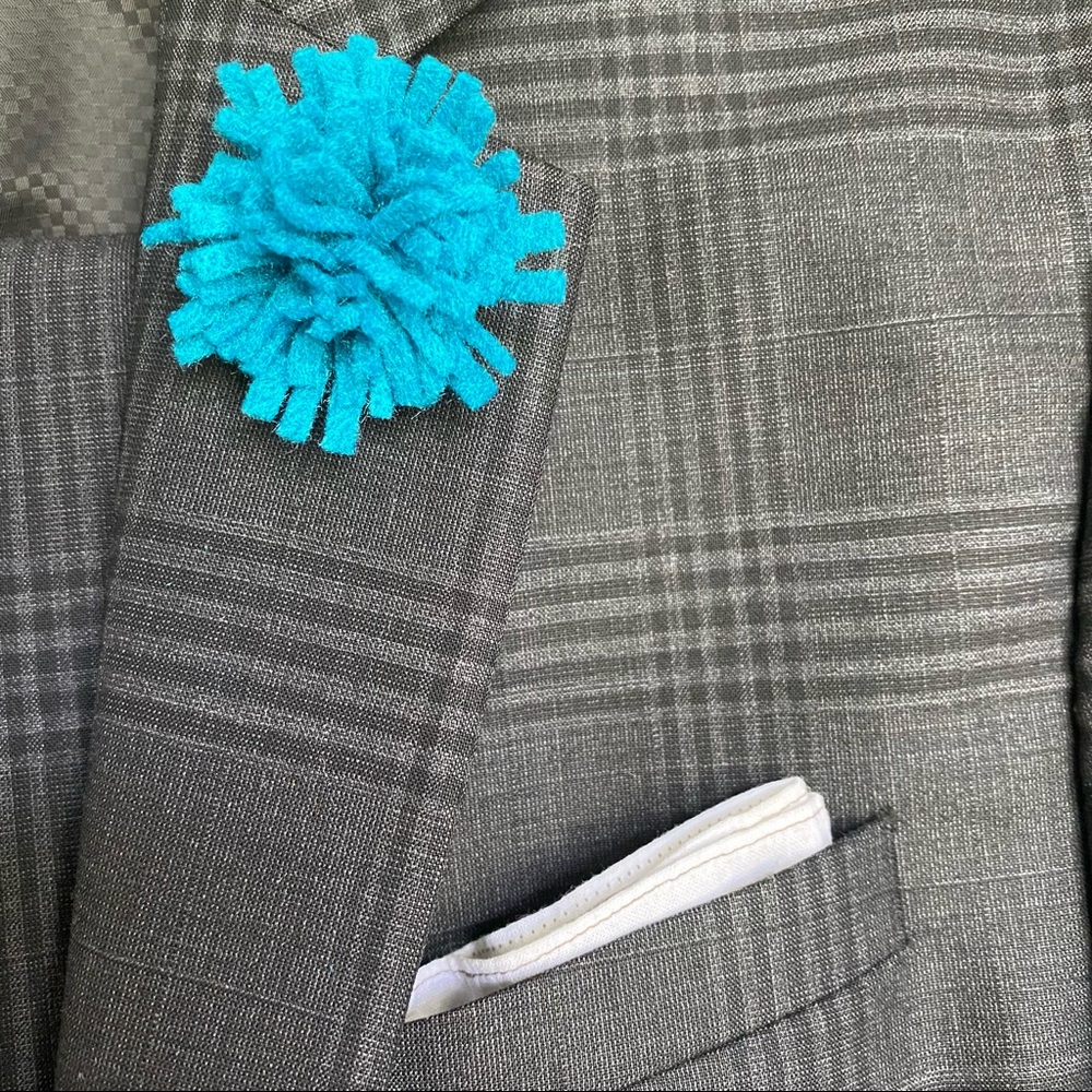 Lapel pin